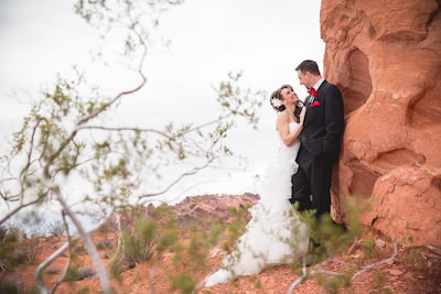Valley Of Fire wedding outside of Las Vegas