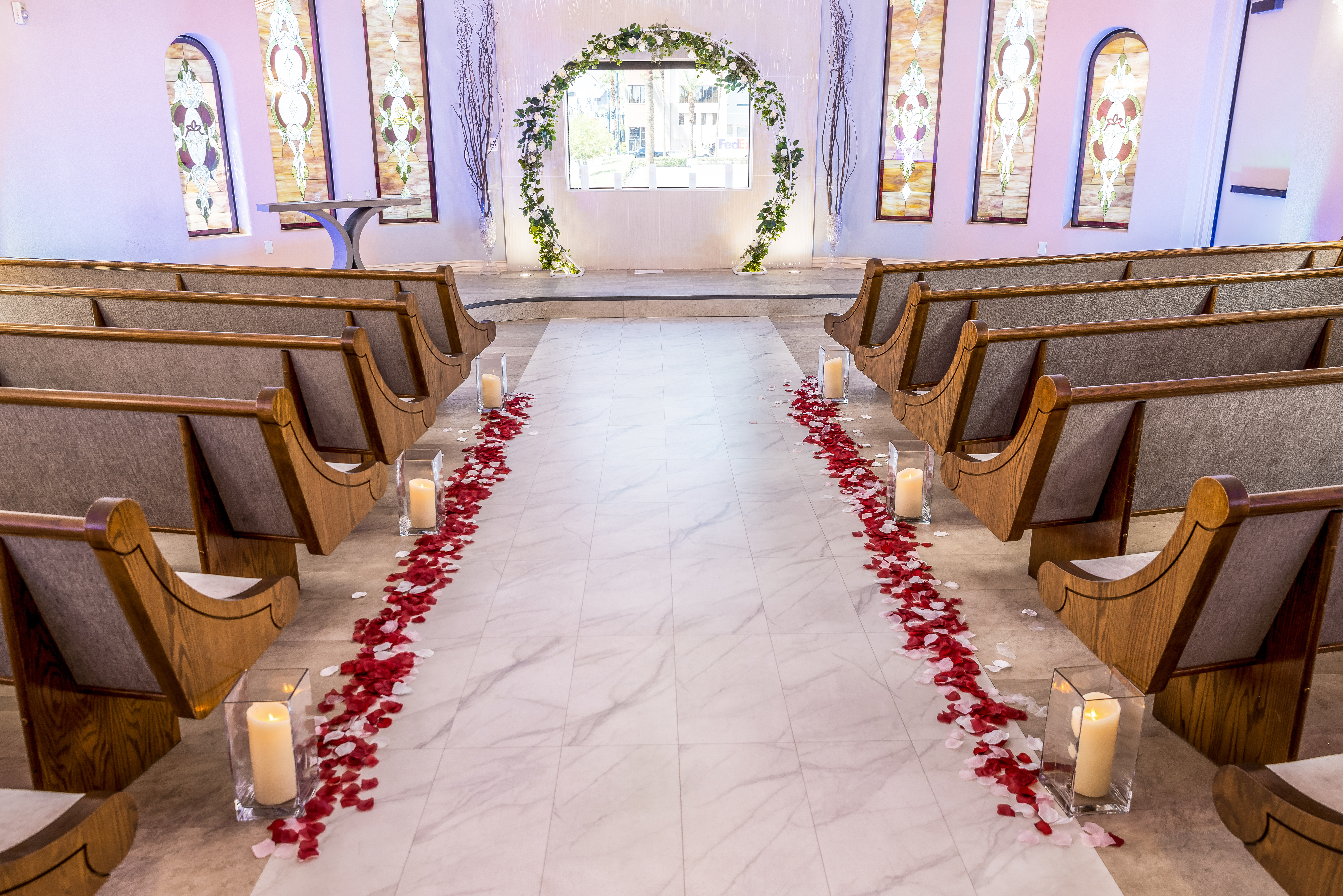 Las Vegas Wedding Decorations $35 - $800 | Vegas Weddings, image size:6705x4473