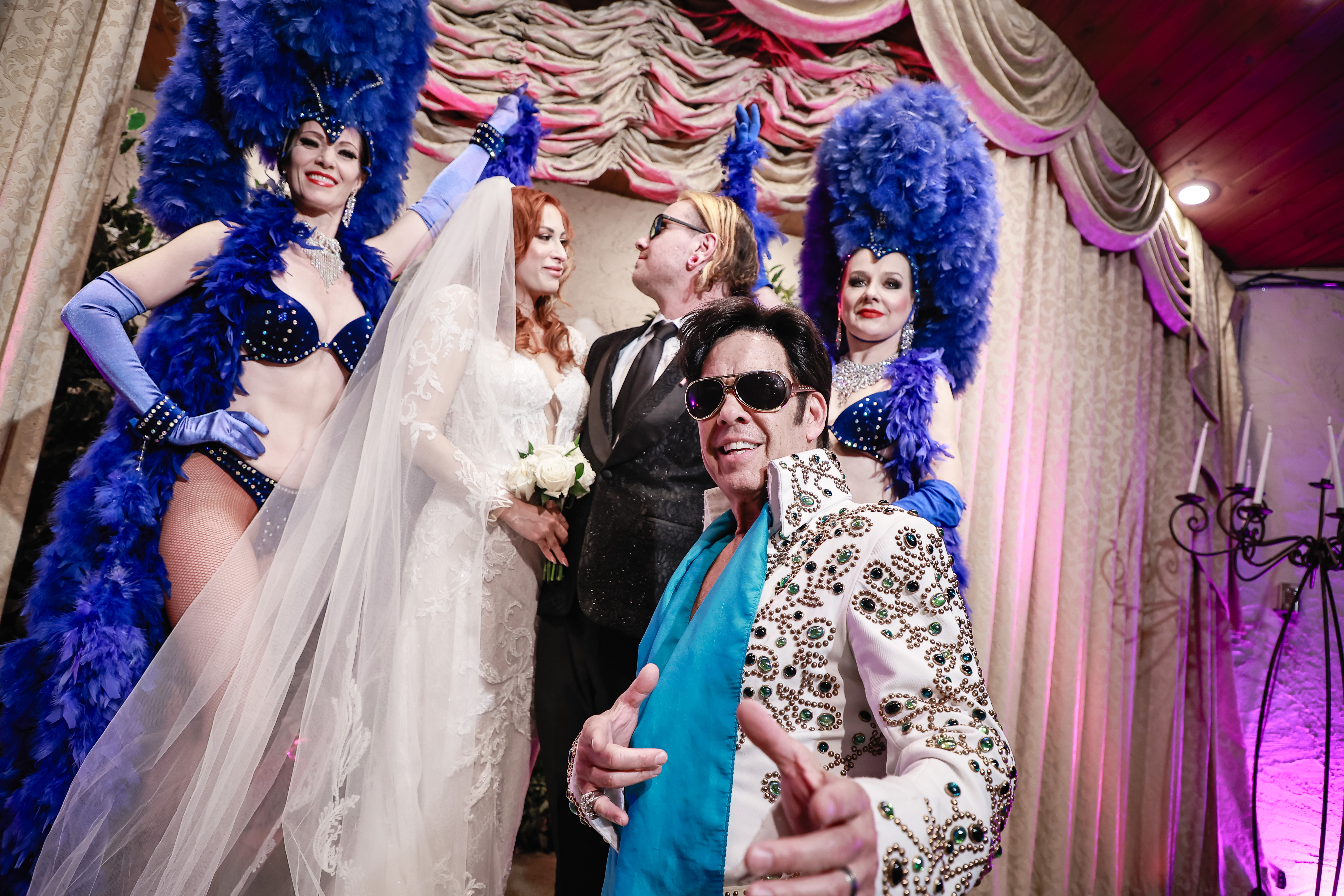 Showgirls Vegas entertainers