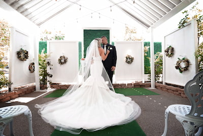 Bell Garden - Outdoor wedding chapel in Las Vegas