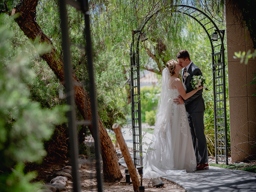 Paradise - Hilton Garden Wedding