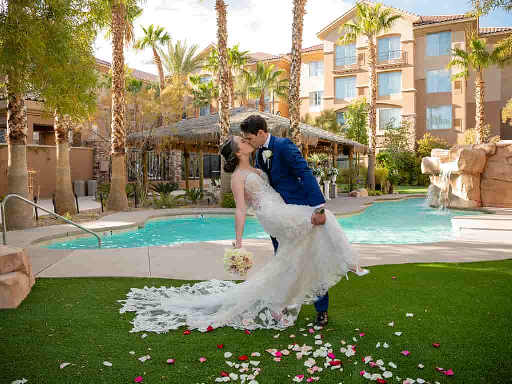 Tropical wedding package at the Hilton Garden Inn