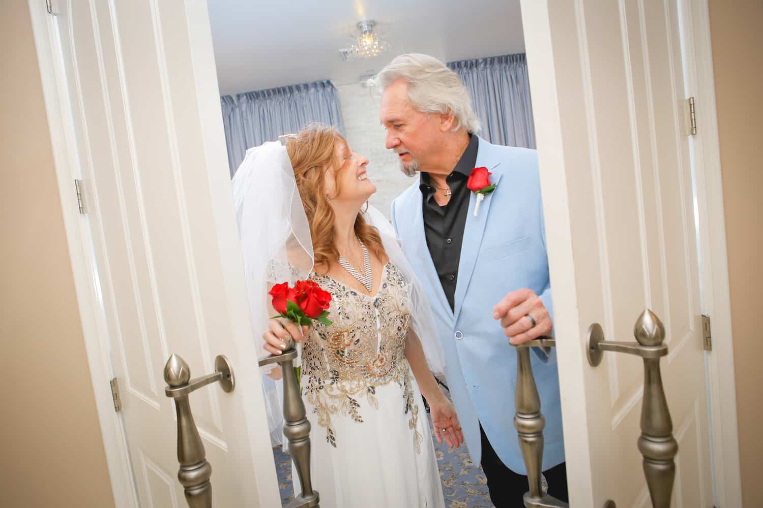 Inexpensive Vow Renewal in Vegas