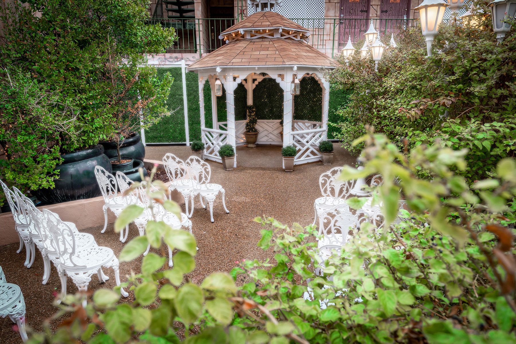 Strip Gazebo - Outdoor Places to get married in Vegas